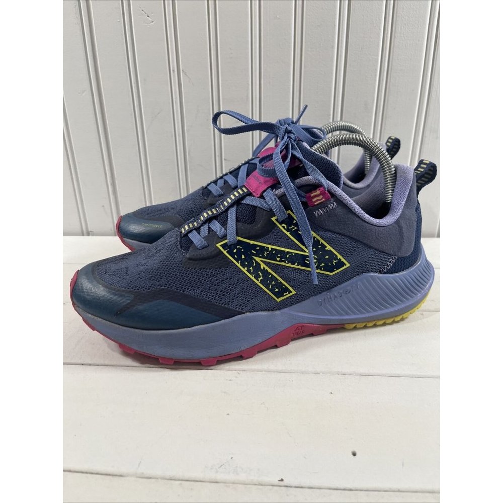 New Balance Dynasoft Nitrel v4 Athletic Shoe, Women's Size 9 B Blue